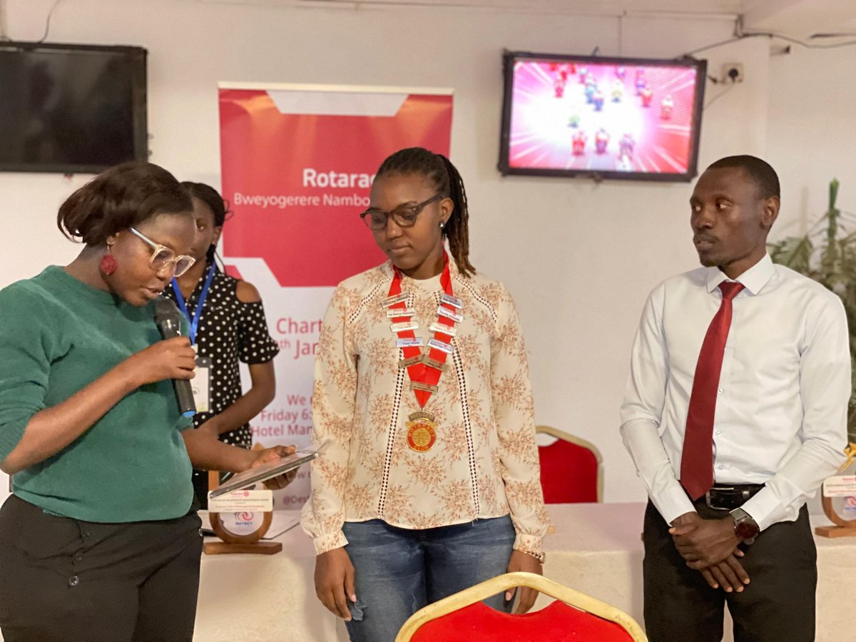 Destadia's tweet photo. Context matters, budgeting is about intentional management for a fulfilling life, and adaptability is key. Regular reflection helps foster a healthier money relationship. Thank y'all for coming💫

#DestadiaPR
#ClubDestadia https://t.co/t0S8z4wUCi