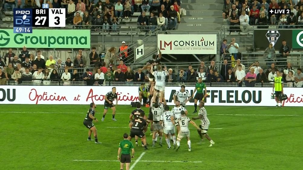 allezbriverugby's tweet photo. Nouveau contre pour Gué en touche #CABVRDR https://t.co/u3k8QVNWFp