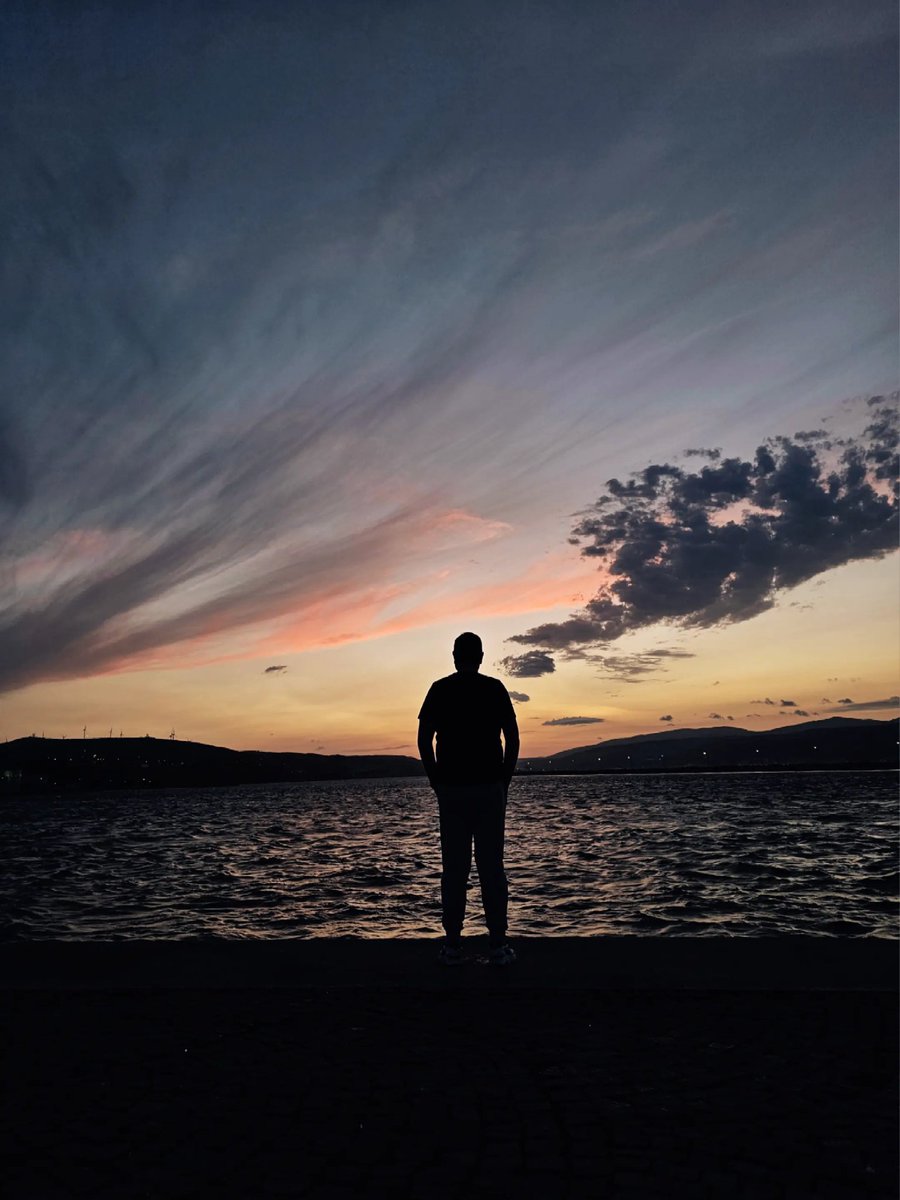 İyi akşamlar 𝕏 arkadaşlarım ⭐️🌛