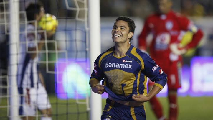 pablitobarrera's tweet photo. Felices 71 aniversario @PumasMX siempre estaré agradecido  de portar estos colores 👍🙏⚽️🏆 https://t.co/42yAYGFFVx
