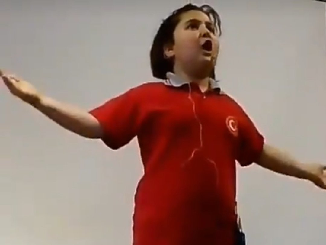 Her akşam saat 22:00 de 
#RabiaNazİçinAdalet 
Diyeceğiz 
#RabiaNazDosyasıyenidenAcılsın 
Daha ne bekleniyor
Acaba 
Katiller gözümüzün önünde gezdiriliyor 
Tam 7,5 yıldır...