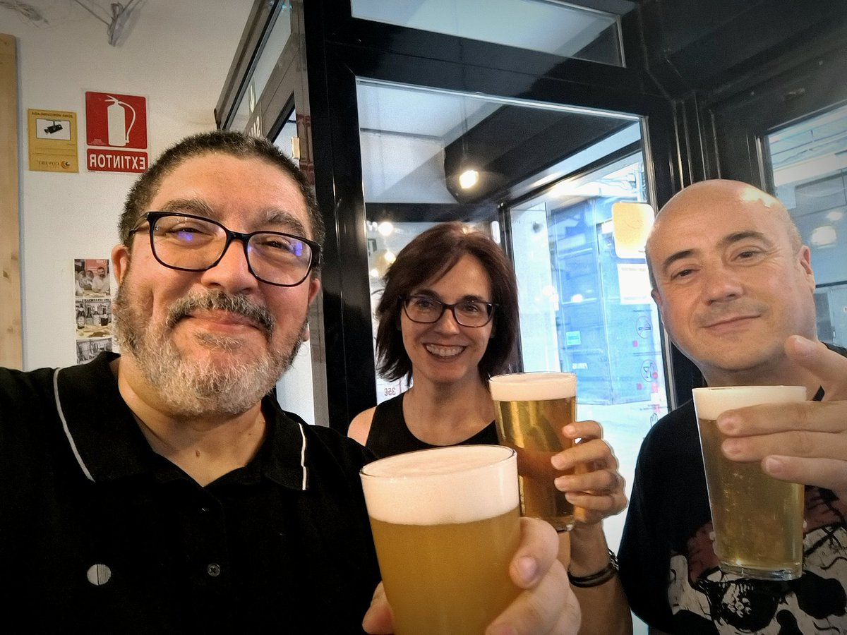 Jean Bedel (@jeanbedel) on Twitter photo Equipo organizador preparando el Cañas y podcast II. Concretamente testando la cerveza 😁😁 cc/ <a href="/Mujeresconhist2/">Mujeres con historia</a> <a href="/telladavid/">David Tella</a> #CañasYPodcast2 #Podcasting #EventoPodcastero Equipo organizador preparando el Cañas y podcast II. Concretamente testando la cerveza 😁😁 cc/ <a href="/Mujeresconhist2/">Mujeres con historia</a> <a href="/telladavid/">David Tella</a> #CañasYPodcast2 #Podcasting #EventoPodcastero