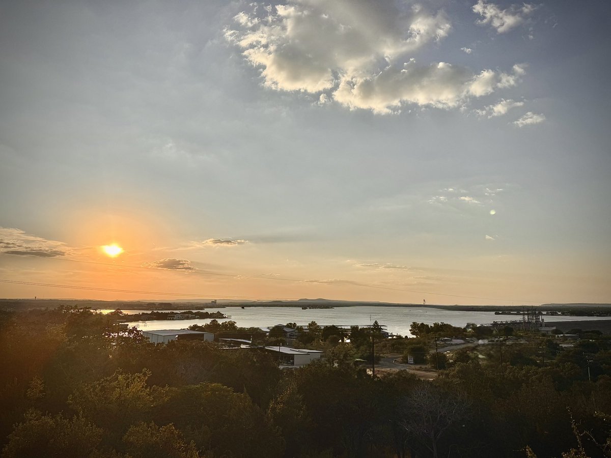 coder_dyslexic's tweet image. Brothers bachelor party