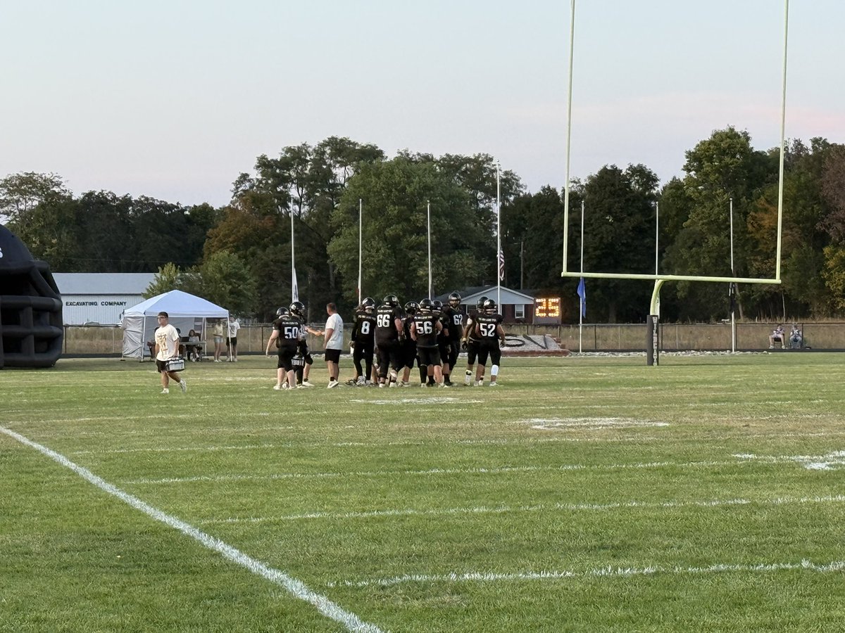 Garrett Drake (@garrettadrake) on Twitter photo Goin’ 2 The Endzone week 4 is here!
Already stopped at Riverton Parke, now watching South Vermillion host North Vermillion.
Wildcats lead 17-0 at the half.
<a href="/WTWOsports/">WTWO Sports</a> Goin’ 2 The Endzone week 4 is here!
Already stopped at Riverton Parke, now watching South Vermillion host North Vermillion.
Wildcats lead 17-0 at the half.
<a href="/WTWOsports/">WTWO Sports</a>