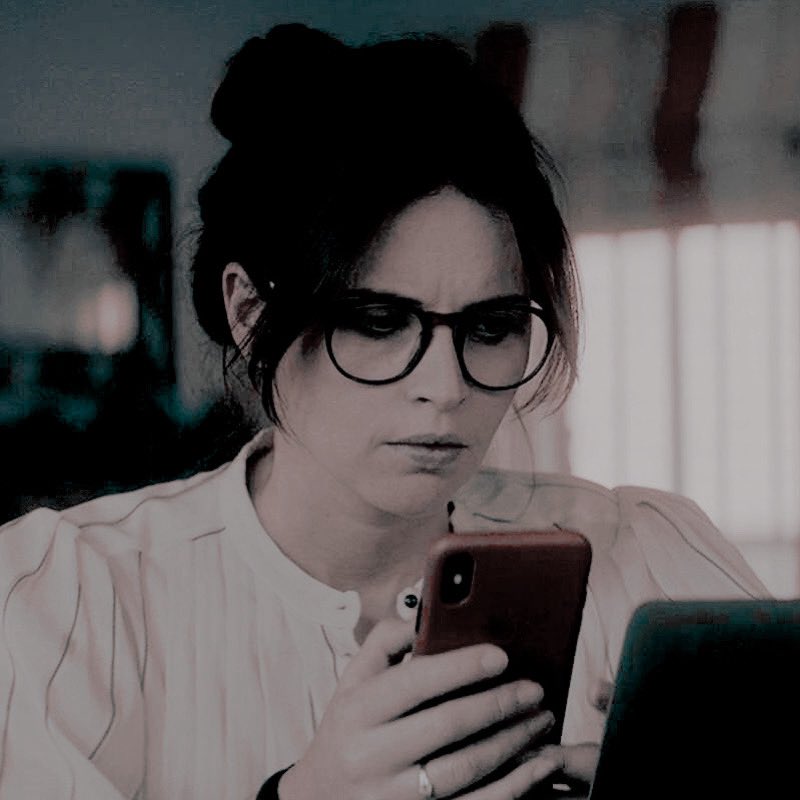 Createsorder's tweet image. Currently doing research on what candles are best for spells. That and looking for scented candles.