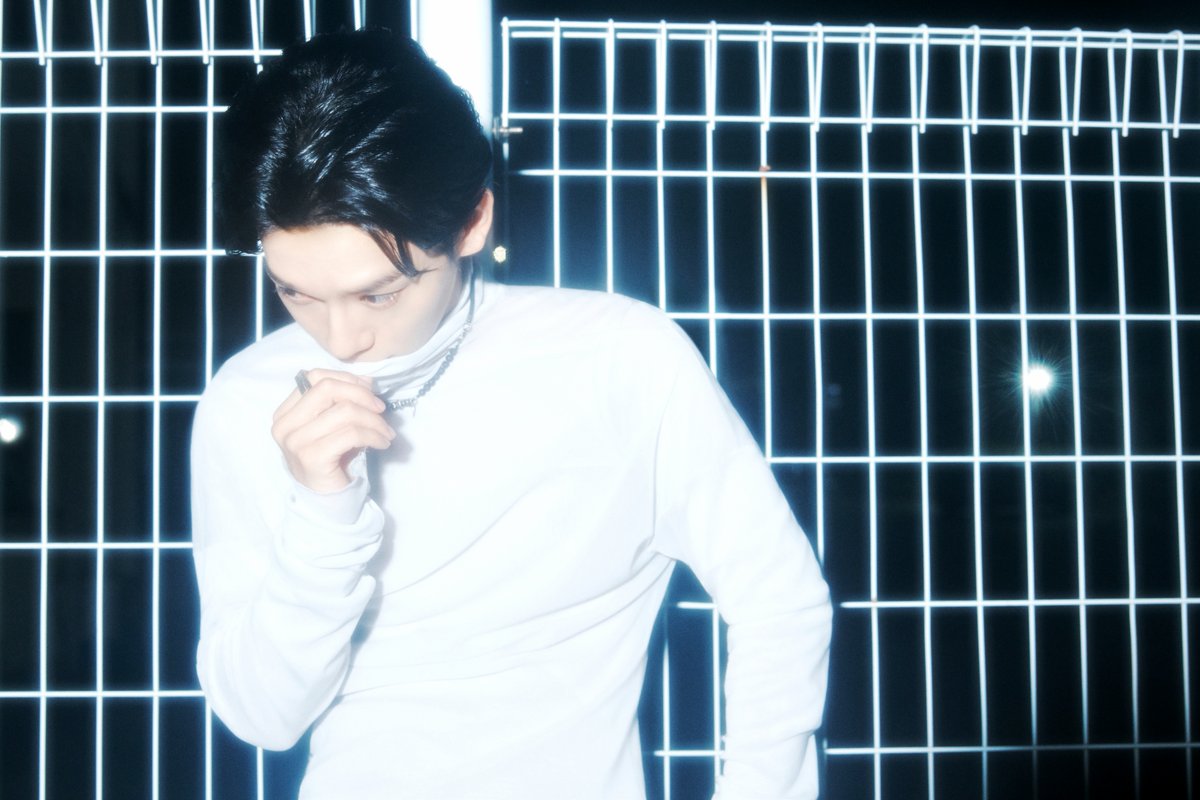 엑소 첸, 미니5집 포토 공개…몽환 비주얼→밴드세션

#첸 #엑소첸 
#EXO첸 
#CHEN 
<a href="/weareoneEXO/">EXO</a>
#첸솔로앨범 #CHEN_Arcadia 
#Arcadia #아카디아 
⬇️관련기사⬇️ 
slist.kr/news/articleVi…