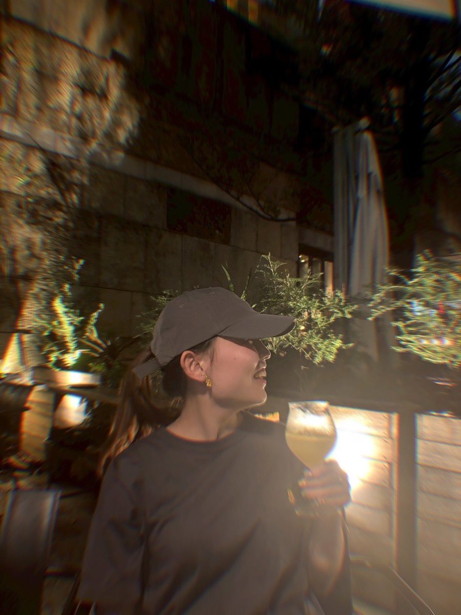 🗼📸

東京に憧れてた時も、上京した時も、就職面接の後も、この景色をみながら深呼吸して東京を感じてました☺️

東京にきて5年、この街に少しでも染まったかな☺️☺️☺️

#お気に入りの場所 #🗼 
#東京にもあったんだ