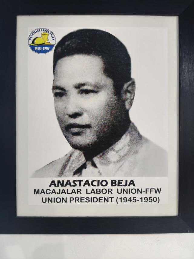 AttyMatula's tweet image. Atty. Sonny Matula at the cheerful Headquarters of Macajalar Labor Union–FFW, proudly founded in 1945! 

Did you know? MLU-FFW holds the record as the oldest existing union with a CBA at Oro Port in Cagayan de Oro. Truly, a legacy of solidarity that continues to sail strong!