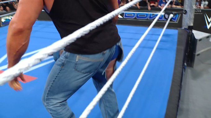 G0r4CISXIAA34Es?format=jpg&name=small Brock Lesnar Suffers Shocking Wardrobe Malfunction While Attacking Ron Cena on WWE SmackDown — Crowd Can’t Stop Laughing