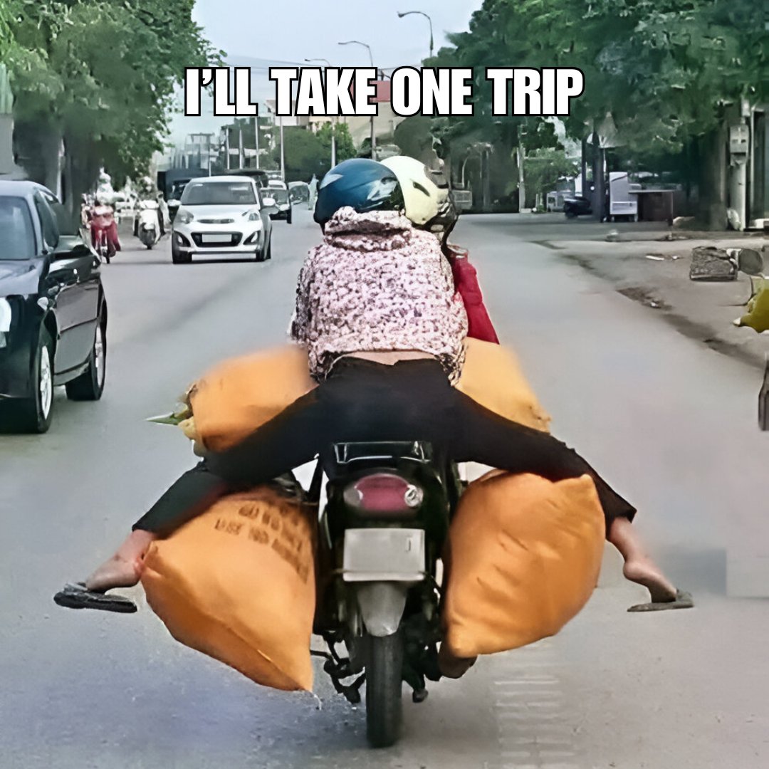 RuffnReadymovin's tweet image. When you say ‘I don’t need movers, I got this’ … and this is what you mean. 🤣🚛

#MovingFails #DIYMove #OneTripChallenge #ProMoversDoItBetter ##MovingDay #Humor #WildomarMovers