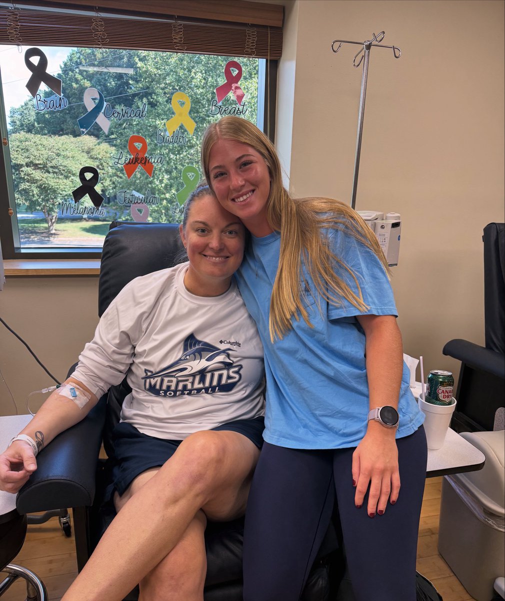 I hid my Cancer diagnosis from our team. Finally told them face to face last wknd. SR Laci Campbell asked to come to treatment. Zero chance of me saying no. Today was good for the soul.  #JdubsCrew #noquarter #outlove #cancercansuckit #multiplemyeloma