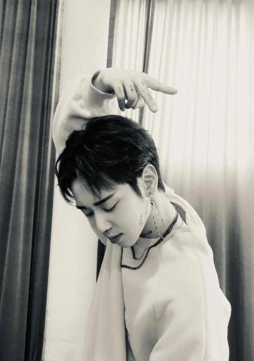 ACE_Hype_AU's tweet photo. So this was a spoiler after all??
@official_junhee
#FirstDayAndNight #tattoo #Byeongkwan #JUNHEE https://t.co/EjUamlCa0h