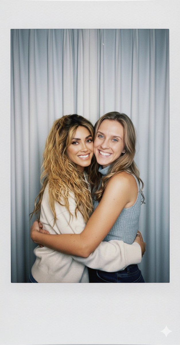 Jessica__art's tweet photo. Essa foto vai me matar ainda… 😱😱😱🥹🥹🥹 sonho muito com esse momento! @Anahi https://t.co/cUcI7mbM9s