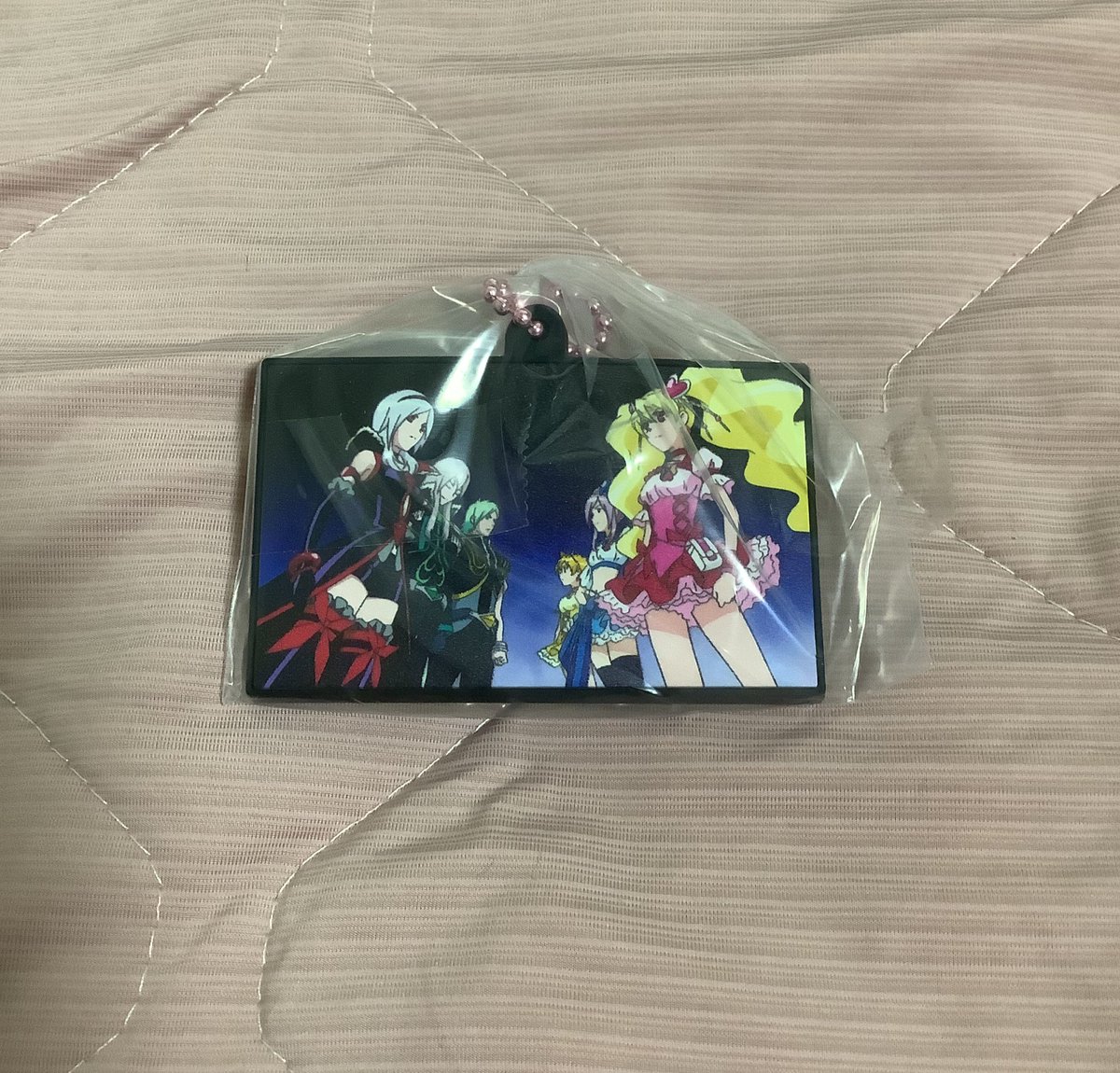 mtmt_48615's tweet photo. プリキュア　1番くじ　交換　

譲　H賞　フレッシュプリキュア　ラバーチャーム

求　2.3枚目　👑＞❤️

郵送での交換になります。お気軽にお声掛けください。 https://t.co/7goXys3w0I