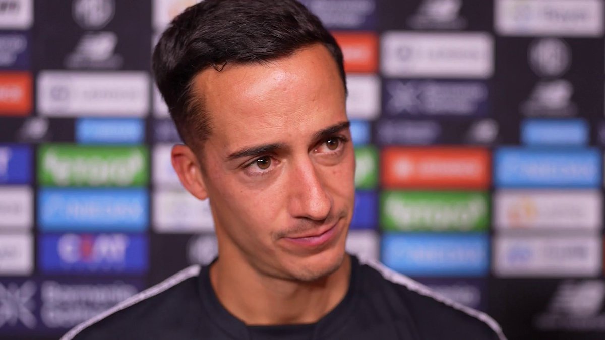 Lucas Vázquez: "It was a very intense start. I experienced it with a lot of emotion. The first day is always something special and I think you could feel the atmosphere in the stadium - I really enjoyed it."