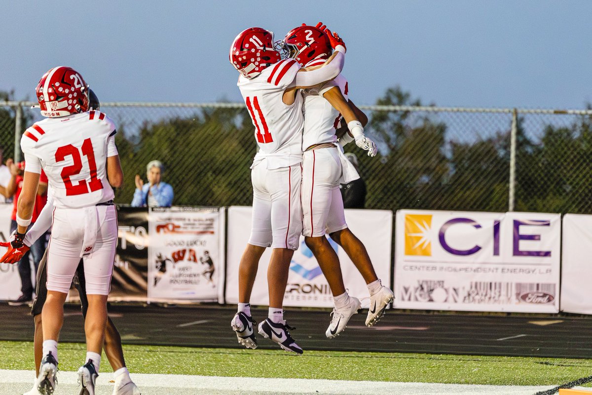 Moon Tigers Football (@moon_football) on Twitter photo A 31-yard touchdown catch from <a href="/JaydenRevis02/">Jayden Revis</a> and a clutch second quarter interception by <a href="/BraedenStuart33/">Braeden Stuart</a> helped the Tigers take a 7-3 lead into halftime! ๐ธ A 31-yard touchdown catch from <a href="/JaydenRevis02/">Jayden Revis</a> and a clutch second quarter interception by <a href="/BraedenStuart33/">Braeden Stuart</a> helped the Tigers take a 7-3 lead into halftime! ๐ธ