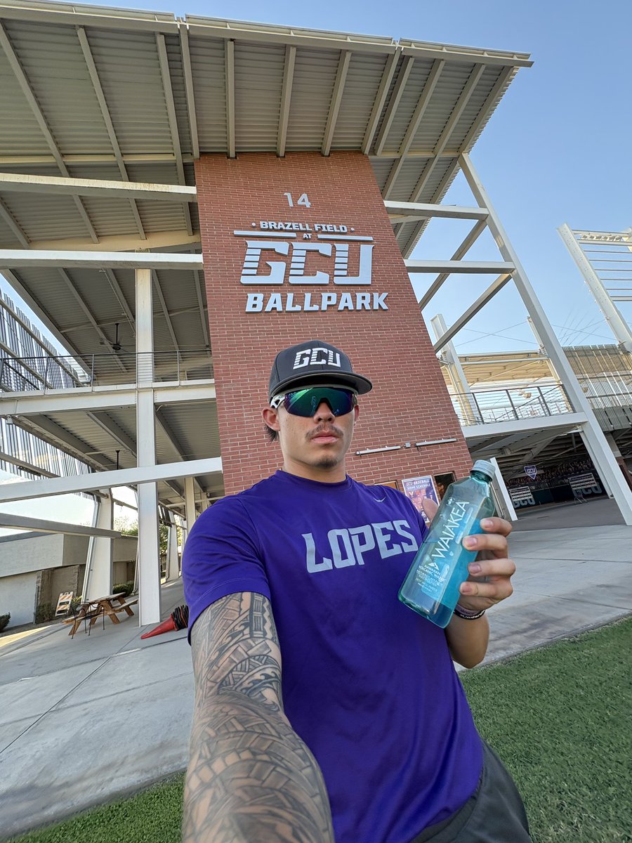 Happy Aloha Friday!!! New State 🌵🌵 Same Aloha!!! <a href="/waiakea/">Waiākea Hawaiian Volcanic Beverages</a> #Ambassador 🌋 💦 🤙🏾🤙🏾⚾️⚾️ #GoLopes #HydrationIsKey