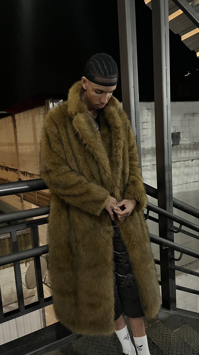 Sr. Eight ® tweet media