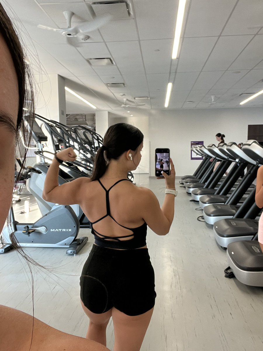 gym session 💪👟✨🎧