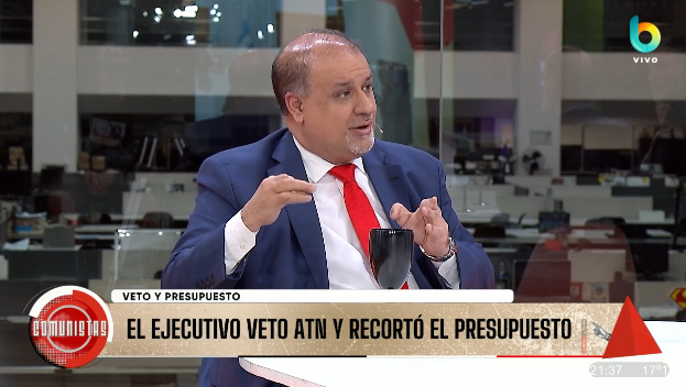 <a href="/SantiagoLlull/">El lobo bueno de la city</a> <a href="/ESartelli/">Eduardo Sartelli</a> 📑 Vía Comunistas | El economista Fabián Medina analiza el veto a los ATN

"Un país sin presupuesto no lo podes controlar"

youtube.com/live/IEpBdy_HC…