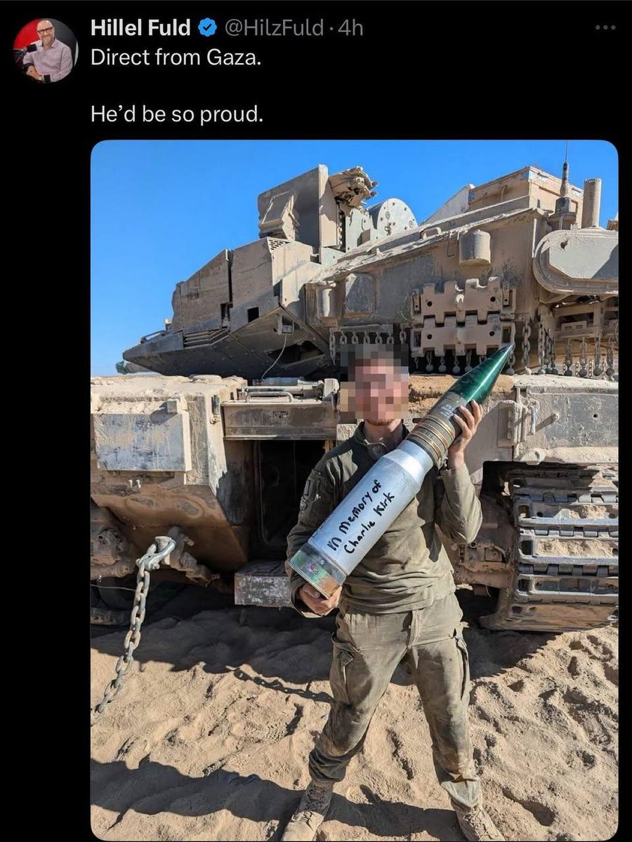 “En memoria de Charlie Kirk”.

Un soldado israelí pública una foto con un misil para matar a más niños palestinos…