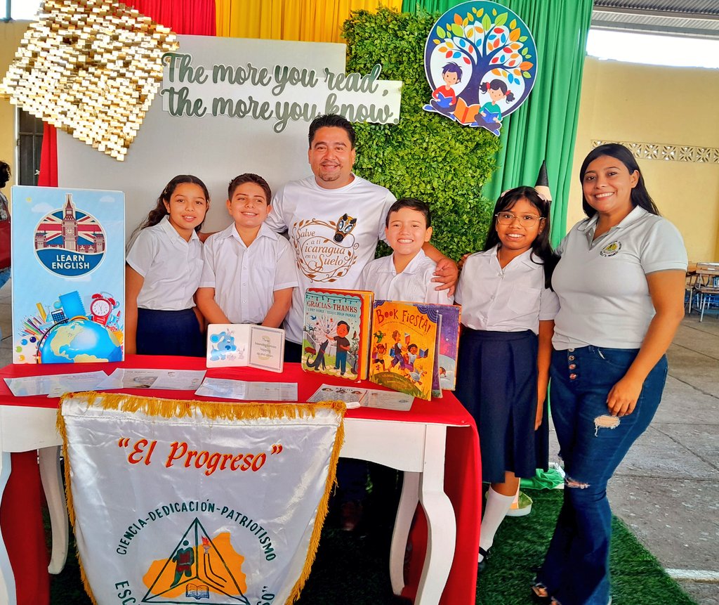 MunicipalMat21's tweet photo. Etapa municipal del Festival "English Reading Contest", con la participación de niñas y niños de 5to grado que destacaron en la fase de sus Centros Educativos de Primaria Regular y Multigrado.
#TodosSanJacinto https://t.co/nGNPoPe55Y