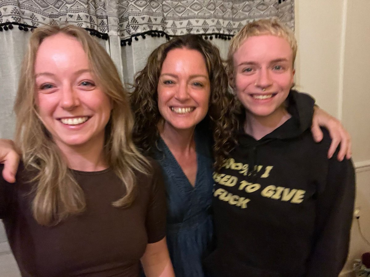 Look at my beautiful humans I made 🥰