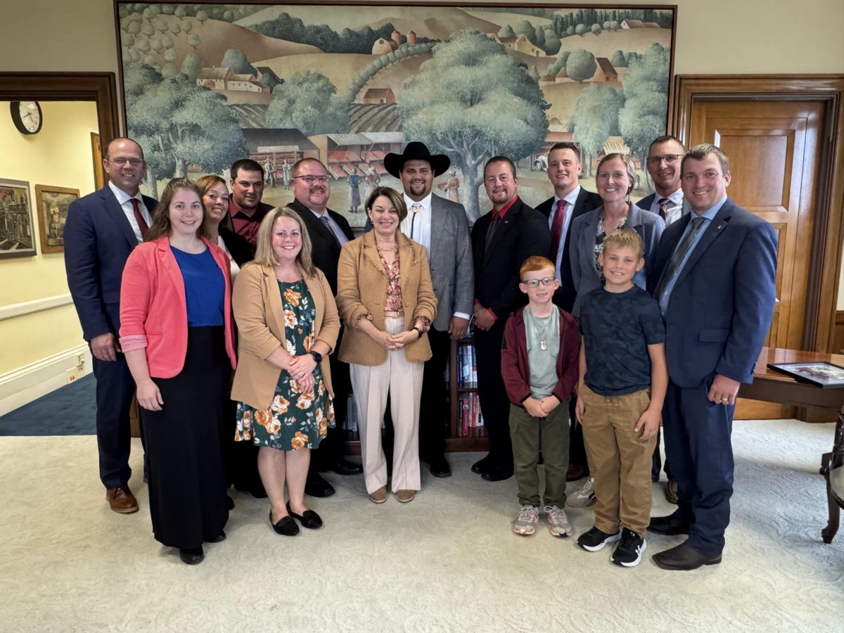 The group is back from the Fall Farmers to D.C. trip! Members met with legislators, visited the Whitten USDA building, the White House complex, and the American Farm Bureau headquarters. Thank you members for representing Minnesota agriculture on Capitol Hill!