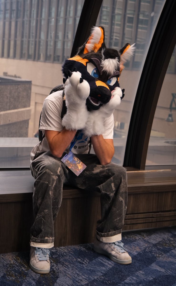 Little late but #FursuitFriday