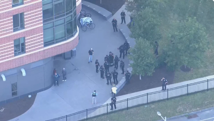 ChaTTaBox_Com's tweet photo. Campus lockdowns over unconfirmed gunfire: protection or fear in disguise?
https://t.co/r8xIZvVd3k
#CampusSafety #Lockdown #StudentTrust #GunViolence #SchoolSecurity https://t.co/woLFD64pN7