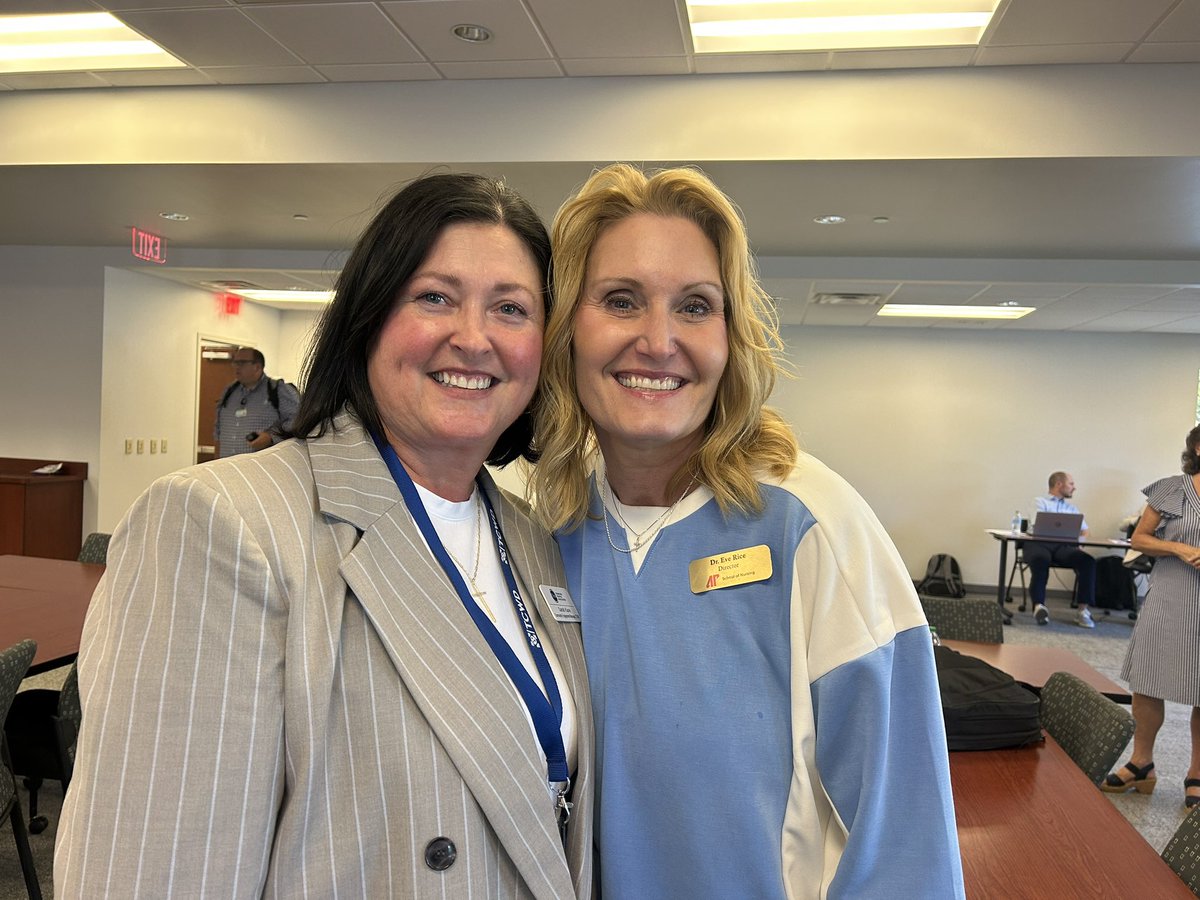 APSUSON's tweet photo. It was a great day learning at the Tennessee Hospital Association meeting in Franklin! 🏥🎩
.
We even shared our APSU  summer camp video with all the participants! 💯🩺
.
#kindnessmatters https://t.co/Y8nebRksFz