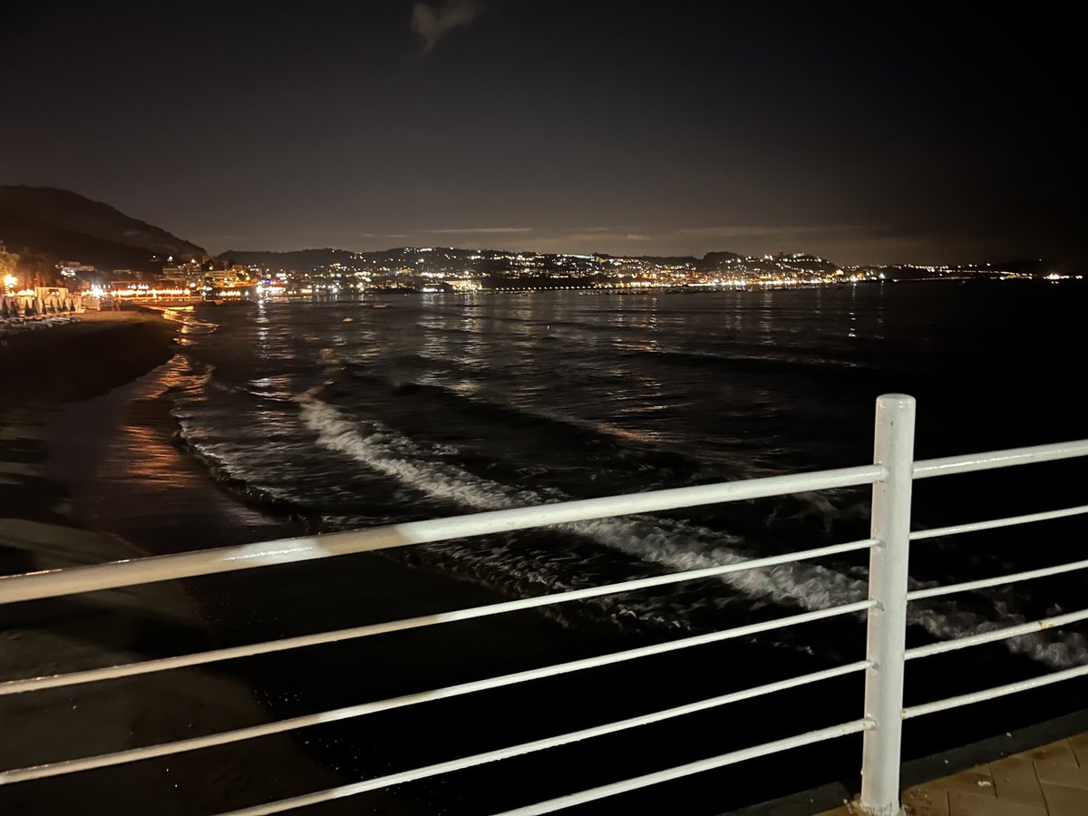 Alma Beach - Lucrino - Pozzuoli (Napoli)