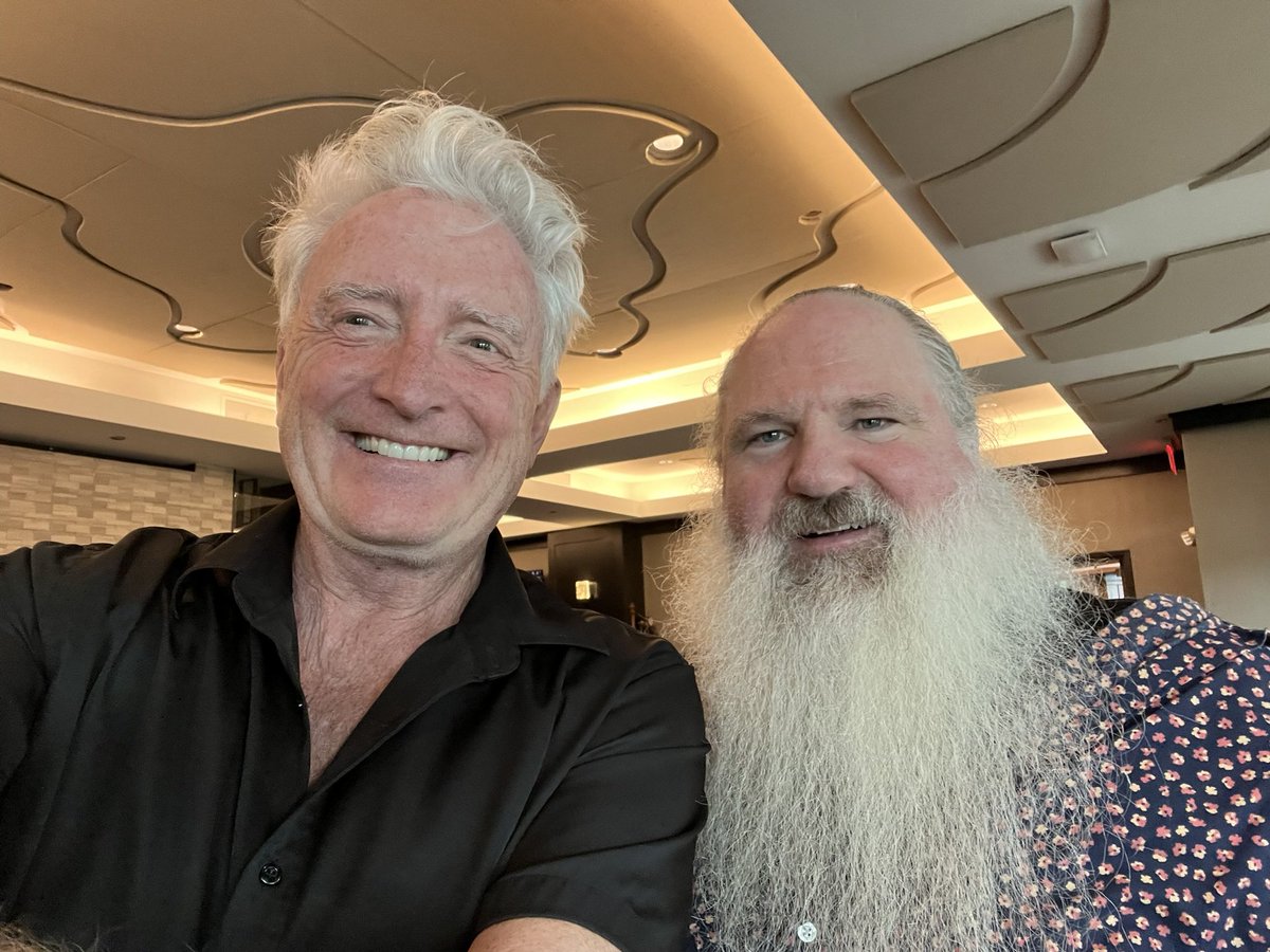 Lunch today with the legendary Dr. Richard Ortner!  

Richard and I worked together at KMGH-TV from 2004 to 2010.  A great meteorologist and super human being!

His beard is amazing too!

<a href="/DenverChannel/">Denver7 News</a> #cowx