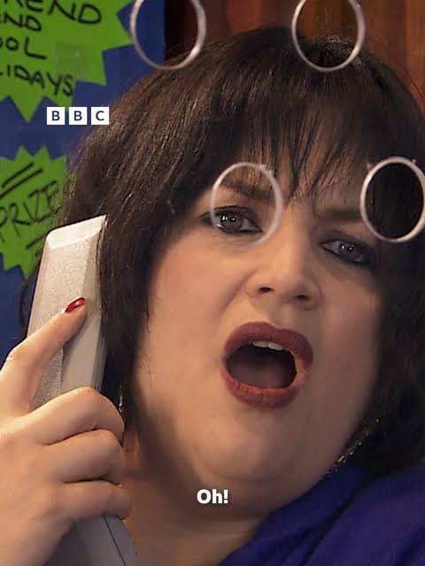 #Swarla #SwainConnor #ConnorSwain #Corrie #CoronationStreet #Nessa
Lisa’s Aunty Nessa right now after the smashed wine glass &amp;  Becky’s reappearance…
👀