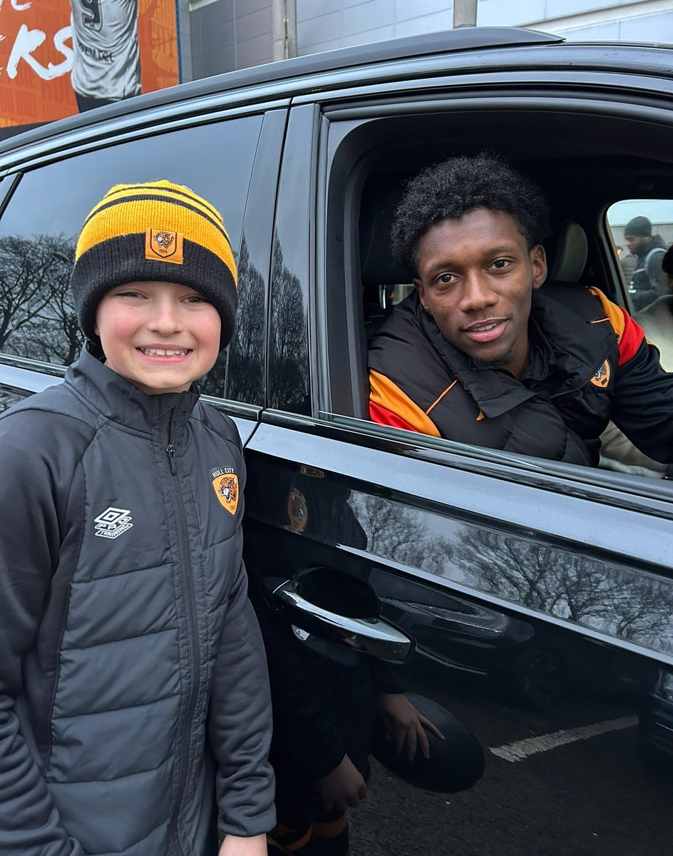 Phil Rowland tweet media