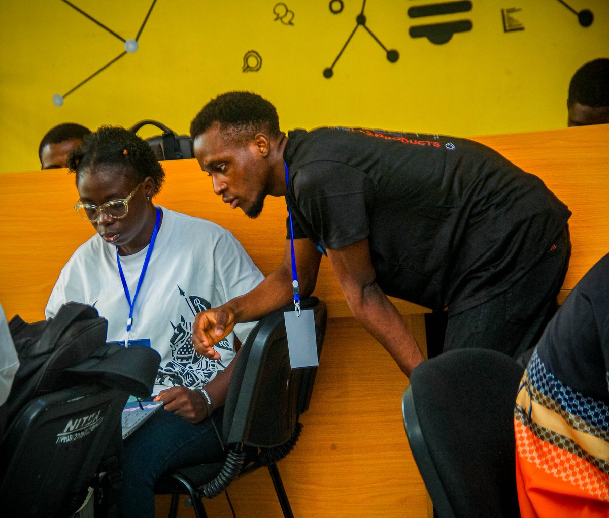socscfutminna's tweet image. A big thank you  to everyone who made it to today&apos;s workshop ✊🏿.

We learnt✍🏿 
We designed 
We coded 👨🏿‍💻
We collaborated🤝

Full recap coming soon 
See you tomorrow 🫡
Same time, Same venue.
Stay Sui 💧
