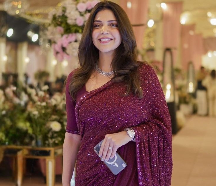 The Lady Who Deserves Million Of Love Reacts ❤️🙌