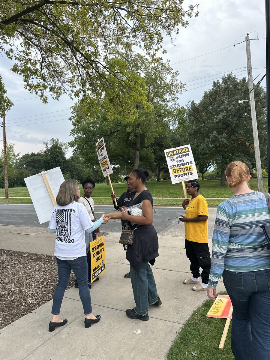 Next US Senator from Minnesota, <a href="/AngieCraigMN/">Angie Craig</a> came right off the plane from DC to join <a href="/IBT_320/">Teamsters Local 320</a> on the picket line at the University of Minnesota. 

THANK YOU ANGIE! 

#fighting32 #PAYUPUMN