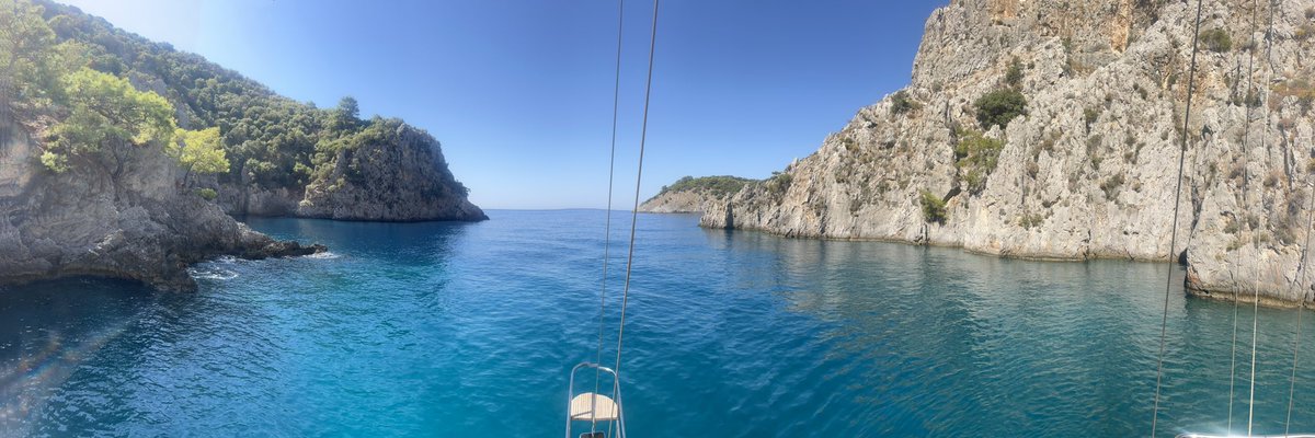 How’s yer Friday Lads…??…🤷🏻‍♂️😎