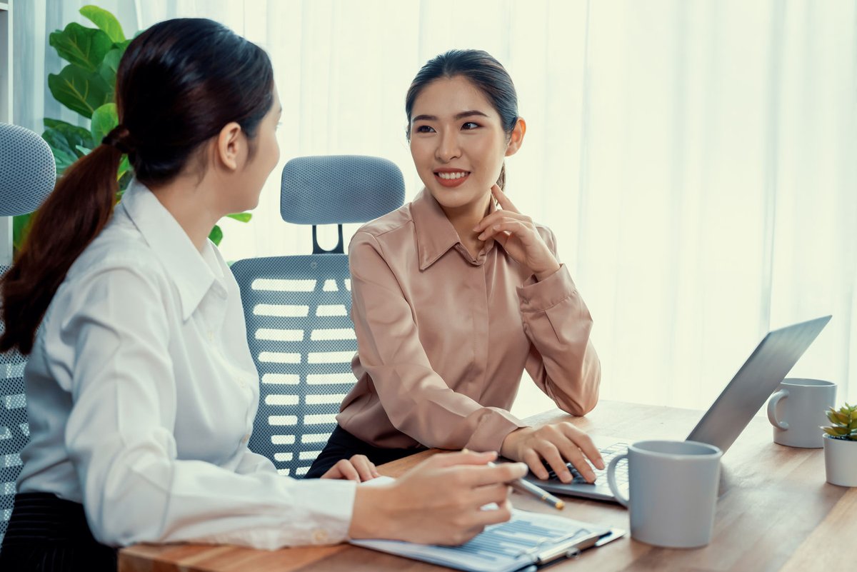 Strong leadership begins with clear communication and trust. Collaboration thrives when teams feel heard and supported, and challenges become opportunities. #thespeedoftrust #trustandinspire