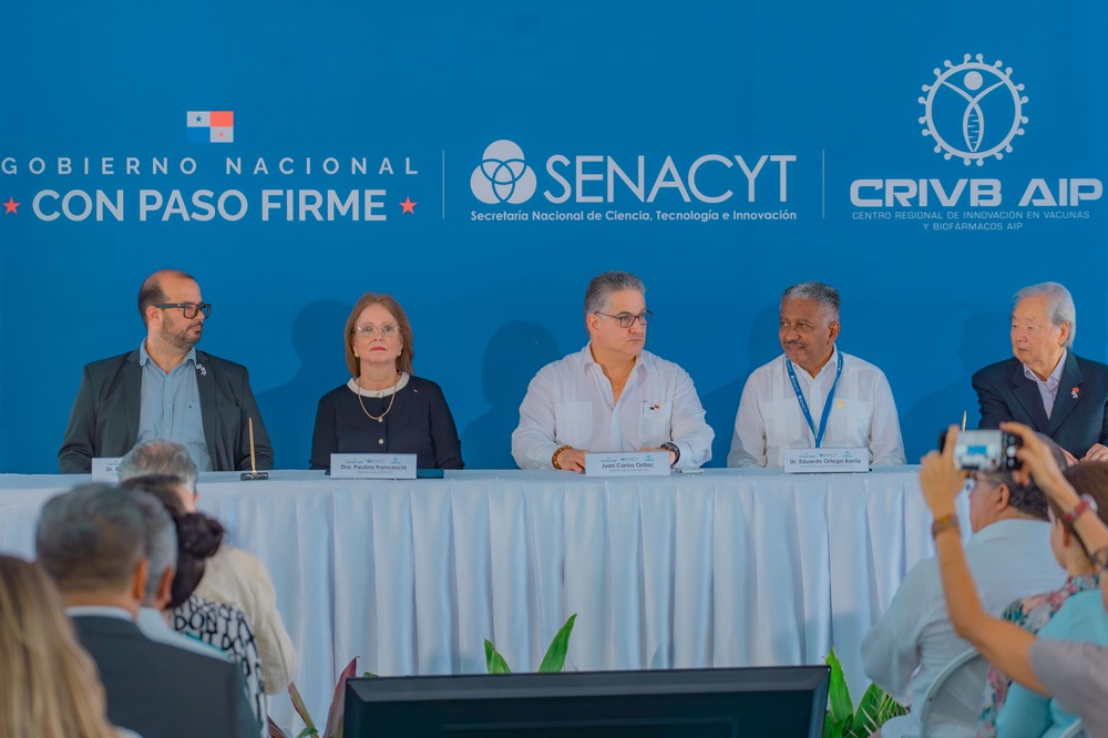 El nuevo Centro Regional de Innovación en Vacunas y Biofármacos AIP fortalece la ciencia en Panamá, la soberanía y seguridad sanitaria.

Lea la nota completa en: senacyt.gob.pa/el-nuevo-centr…

<a href="/crivbaip/">Centro de Innovación en Vacunas y Biofármacos AIP</a> <a href="/EOrtegaBarria/">Eduardo Ortega-Barria</a>