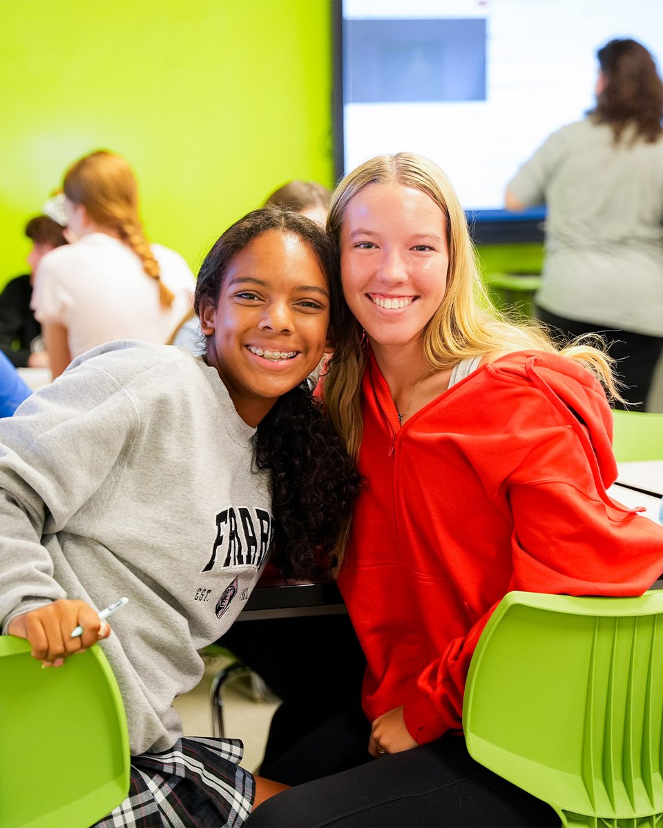 BishopLynch's tweet image. Nothing but smiles😁✨ #FriarFamily #BELONGING