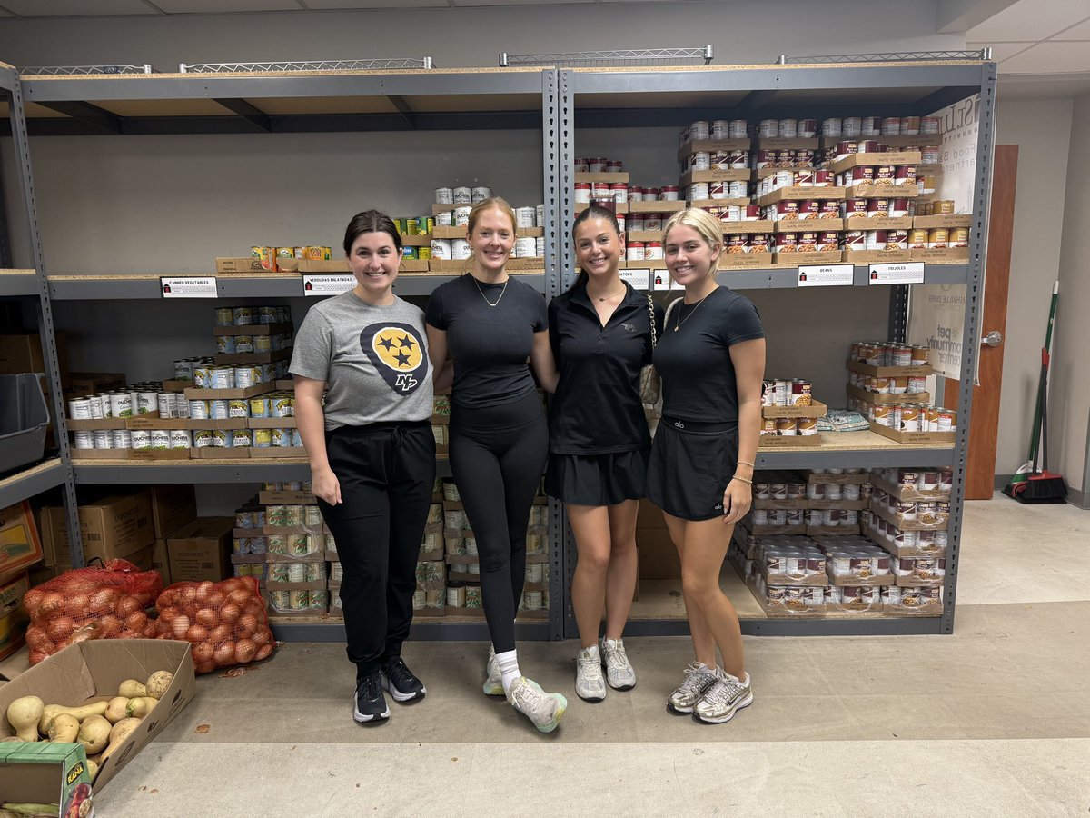 PredsFoundation's tweet photo. @PredsNHL @2HarvestMidTN Shopping the food pantry with community members at St. Luke’s Community House
#HeartsOfGold💛 https://t.co/LTY4CD0Ehr