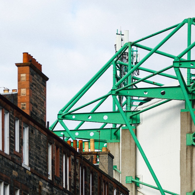 HibernianFC's tweet photo. 🎟️ Last remaining tickets 
🚙 Traffic &amp; travel 
🏟️ Pre-match stadium TIFO 

All the key information for supporters heading to Easter Road tomorrow!  👇