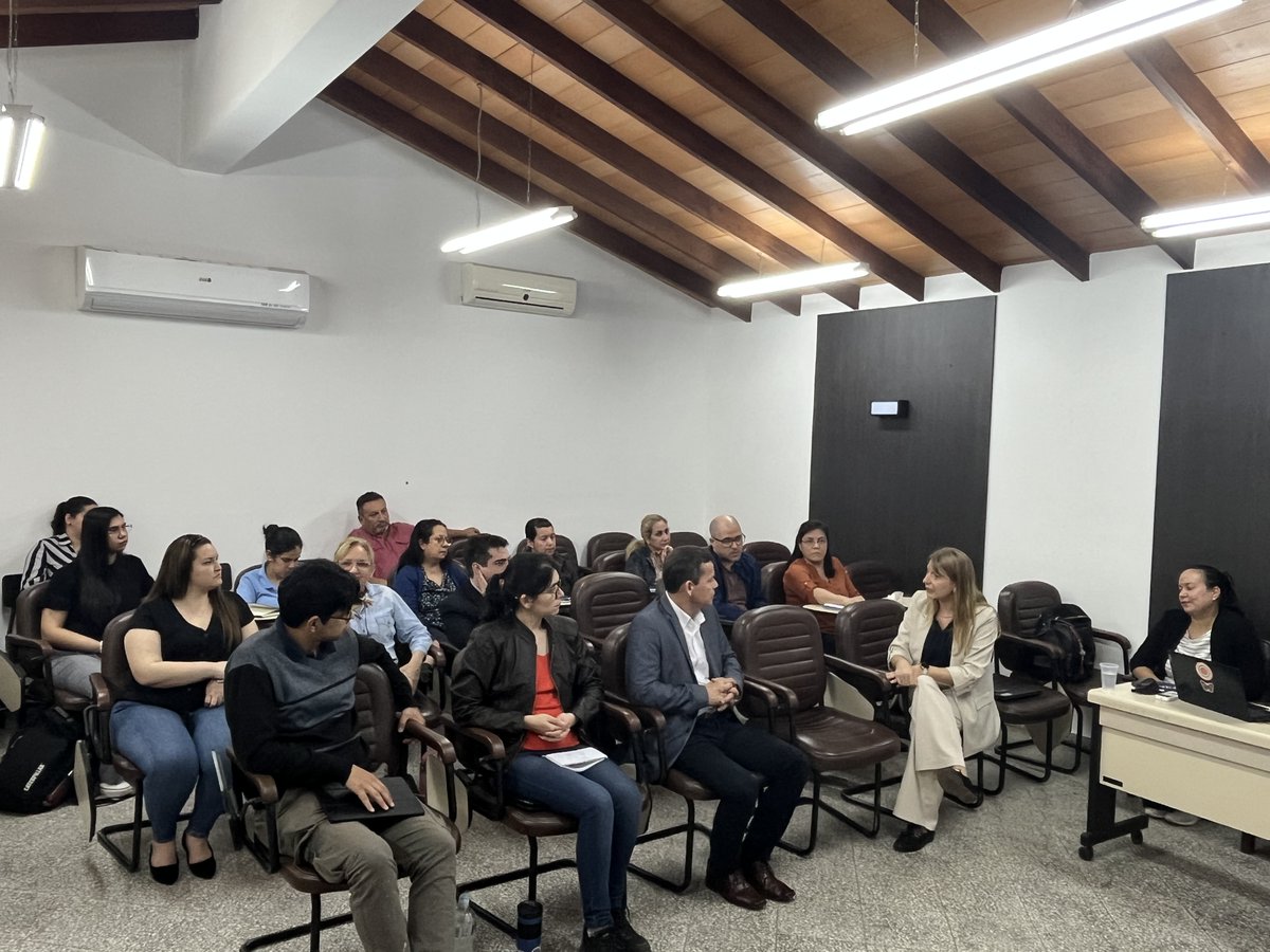 cnea_py's tweet image. La @CNEAParaguay y el @CemitUna cerraron la misión de la experta del OIEA Dra. Melanie Vital con la conferencia “Aplicaciones de la Hidrología Isotópica”.
💧🌍 n9.cl/pmb7wq
#CNEA60AÑOS #CEMIT #CIENCIA