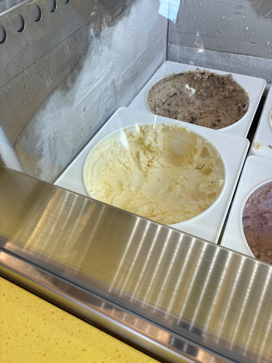 chi_urbanist's tweet image. If you’re unsure about the Malört flavor definitely only try a sample