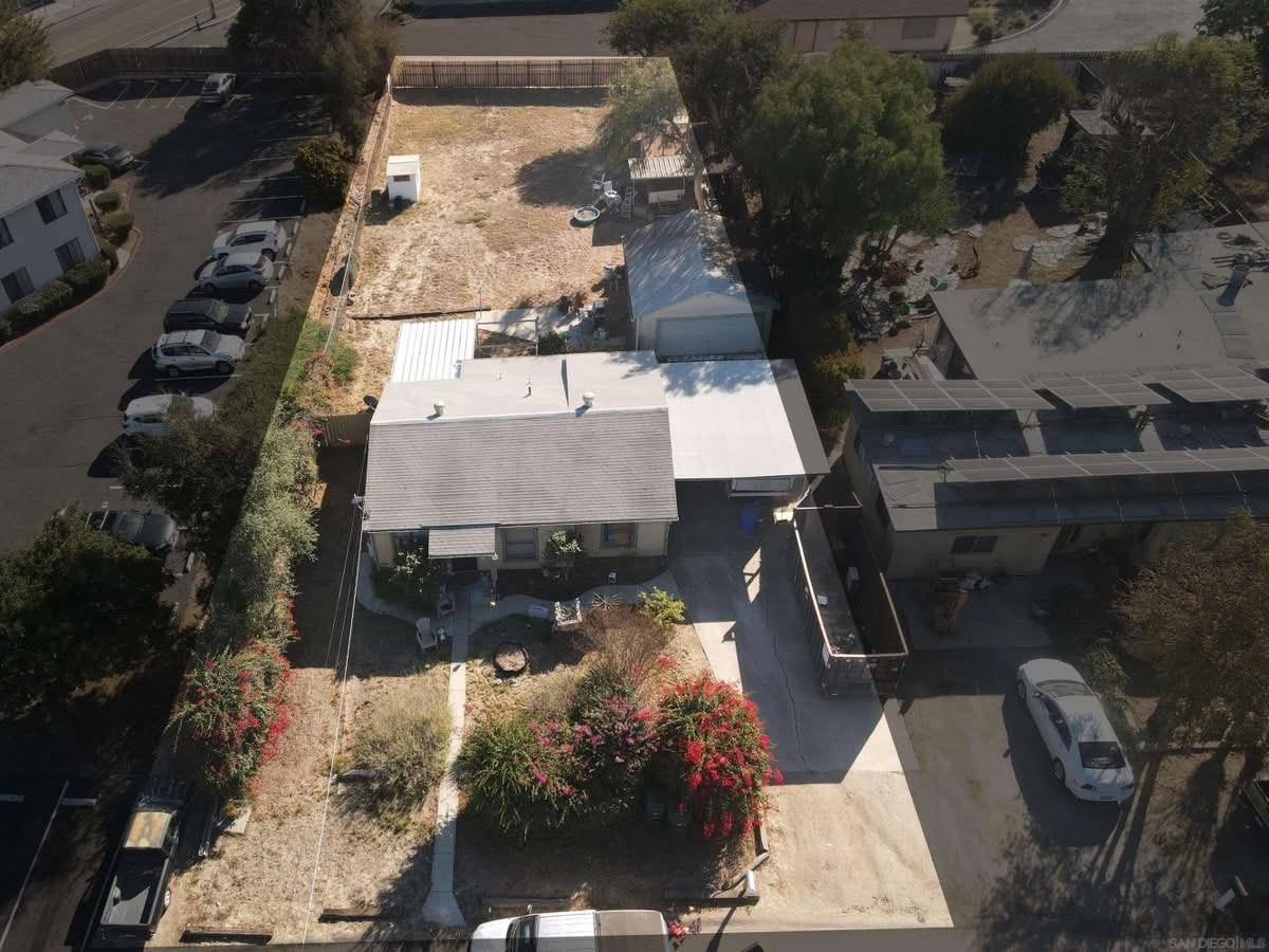 TDiamondRealtor's tweet photo. Today is a milestone in my real estate career—something I’ve never experienced in over 10 years as a Realtor: 3 closings in one day!

Each one of these families has a special story, and I couldn’t be more grateful to have been a part of their journey: https://t.co/qQiFKdSrGa