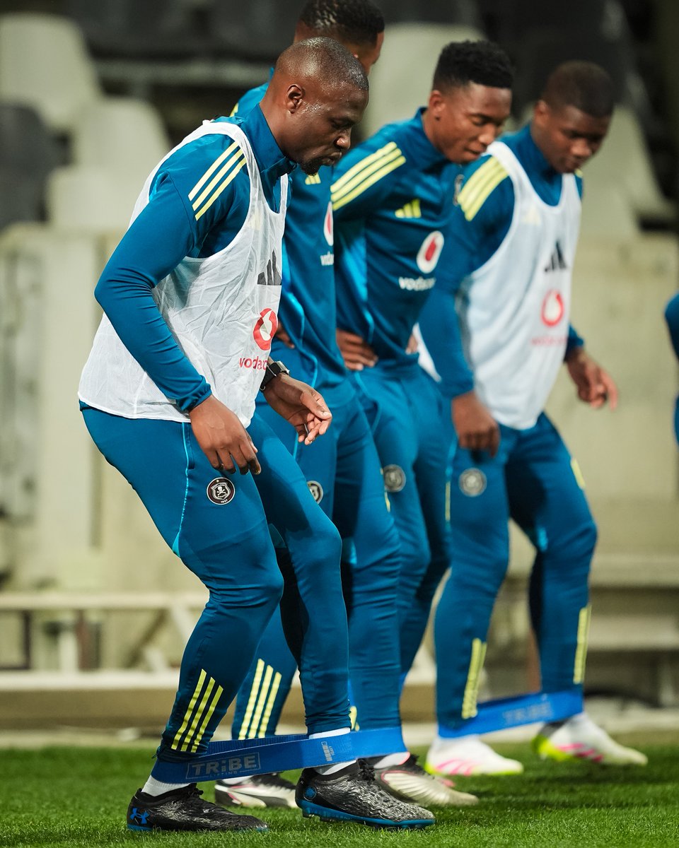 orlandopirates's tweet image. 🛠️ Last prep before the final

⚫⚪🔴⭐
#OrlandoPirates
#OnceAlways