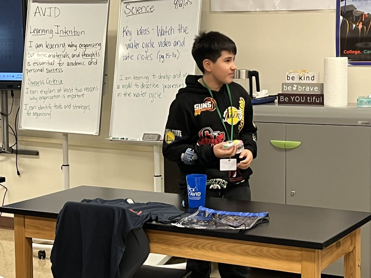 146reads1's tweet photo. Happy #Avidday from @GompersD86 These 6graders are celebrating their first year in @AVID4College by completing their #myavidwhy sheets & playing college bingo to win Avid swag! Oh, and how could I forget the donuts! https://t.co/DpCDVo4yLw