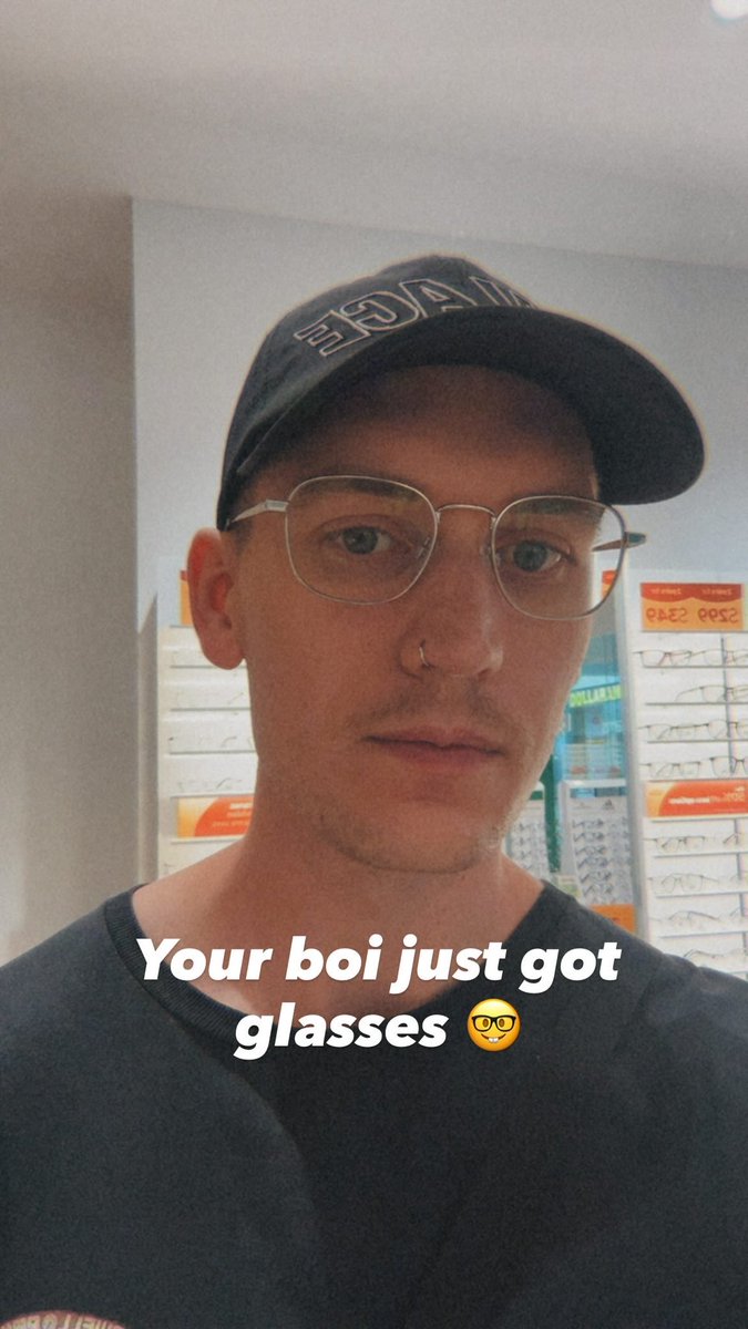 My first pair of glasses 🤓